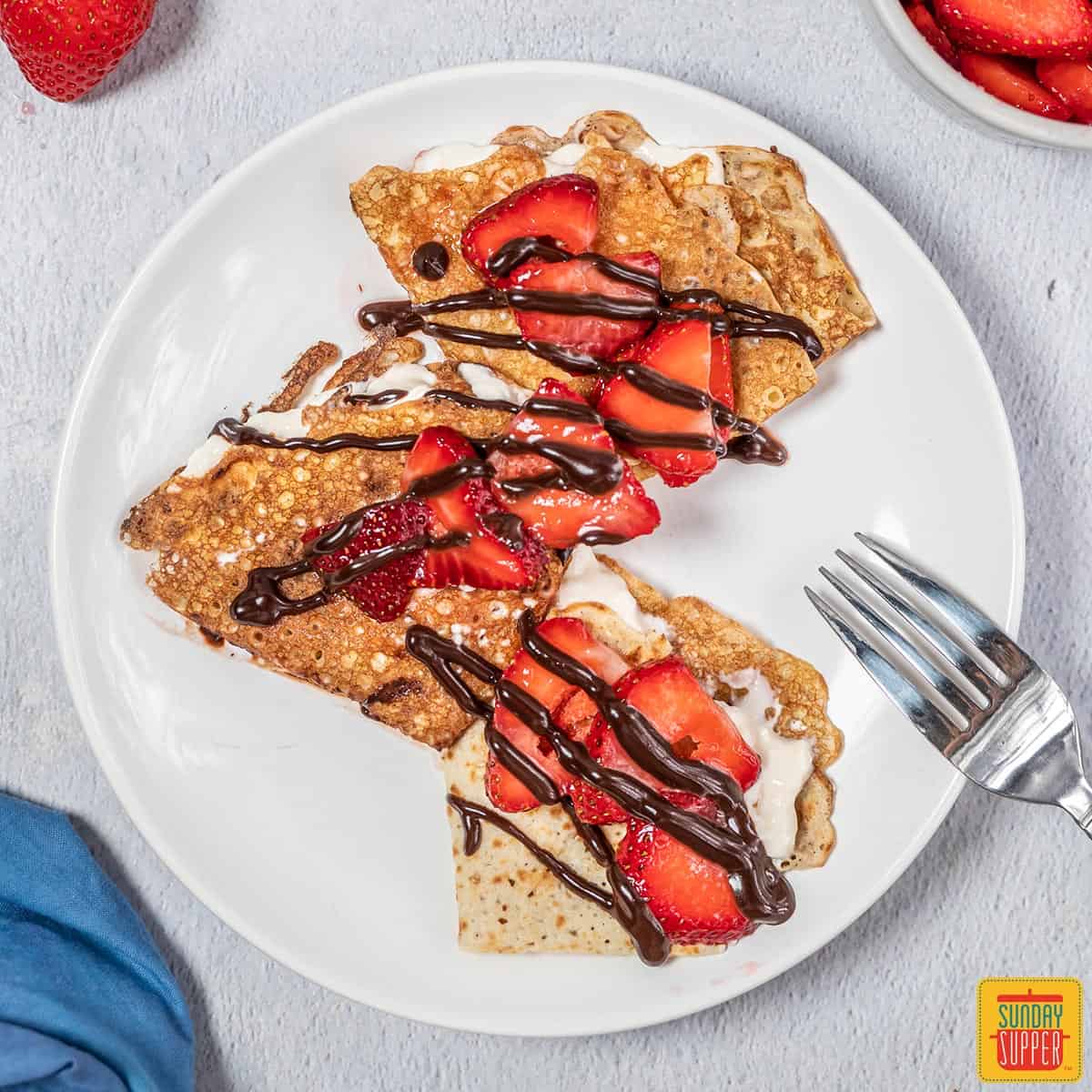 Chocolate and Strawberry Crepes Recipe 