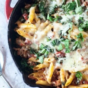 This Italian sausage, kale pasta bake is the perfect meal for two. Fresh, light and simple, this pasta bake is delicious and great for a simple weeknight meal