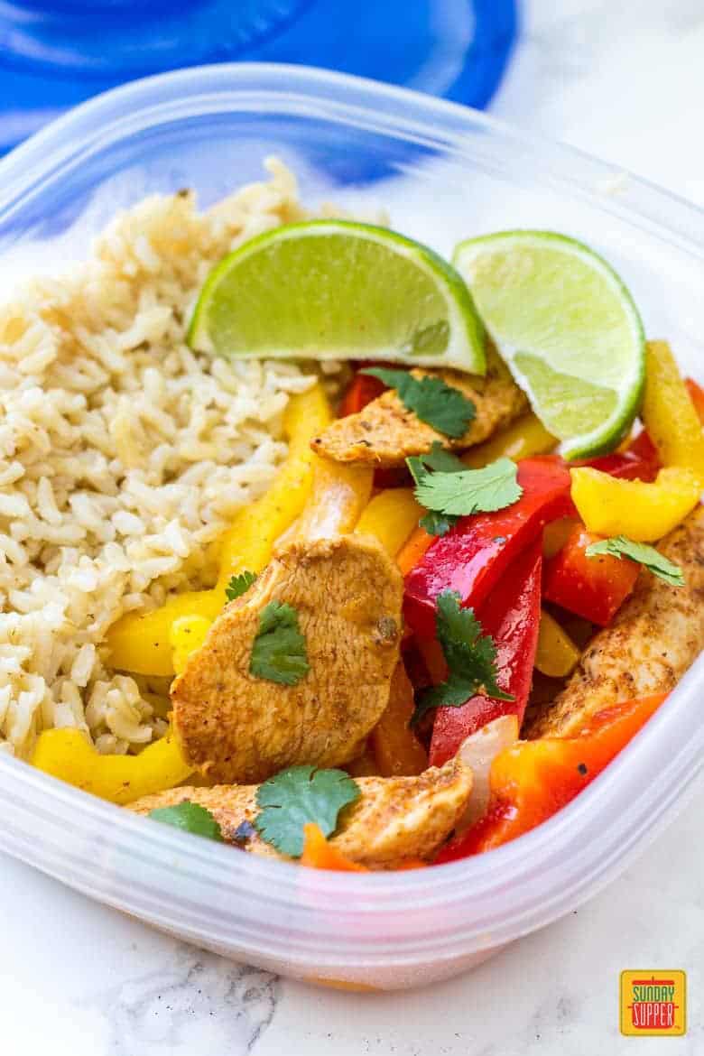 By taking just a little time on the weekend to prepare a menu, chop vegetables, and measure ingredients, you can create your own weekly meal plans on a budget. Make a list of your meal prep ideas, pick up the ingredients, and get prepping! Save money and time out of your week by planning ahead with your own meal prep dinners. You'll be glad that you did! #SundaySupper #mealplanning #mealprep #familydinner #menuplanning Chicken Fajita Meal Prep Bowls