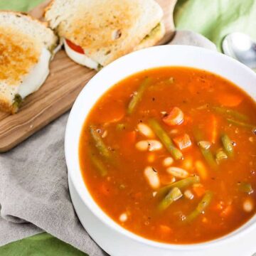 Italian Vegetable Soup and Pesto Grilled Cheese #SundaySupper