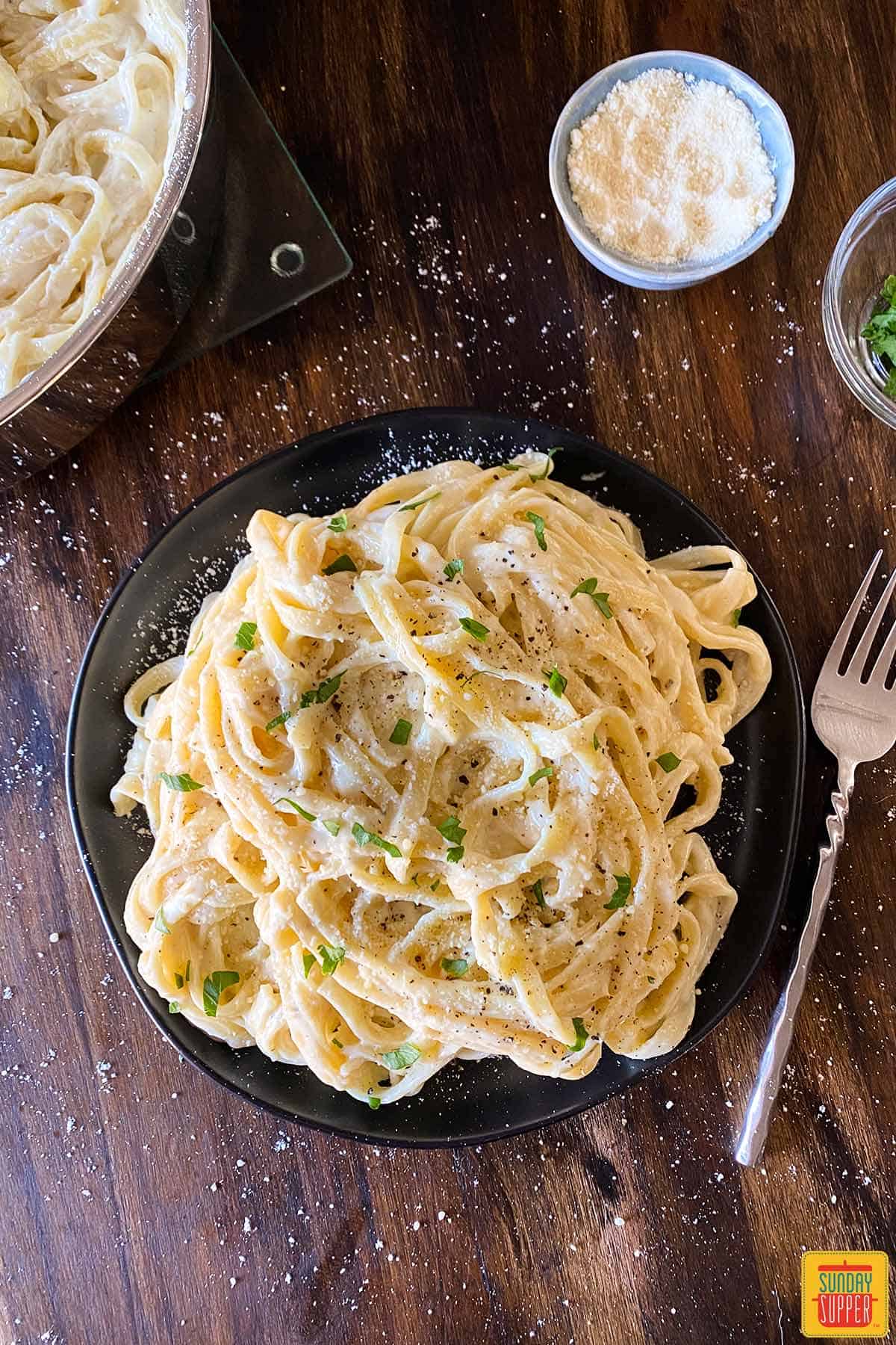 Easy Fettuccine Alfredo Recipe | Sunday Supper Movement