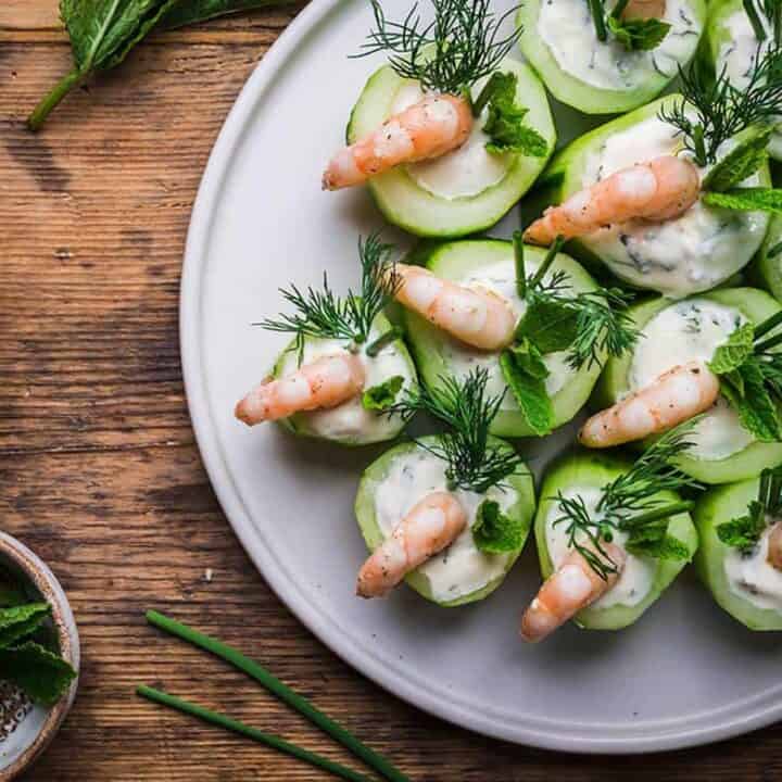 Cucumber canapes with shrimp