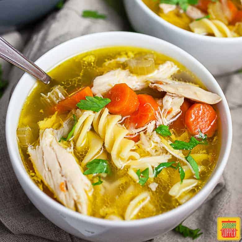 Campbell's Chicken Noodle Soup Copycat Recipe : Homemade Crockpot Chicken Noodle Soup The Chunky Chef / My favorite (and i think the best) chicken noodle soup!