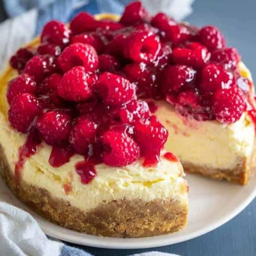 Instant Pot Cheesecake with raspberry decoration