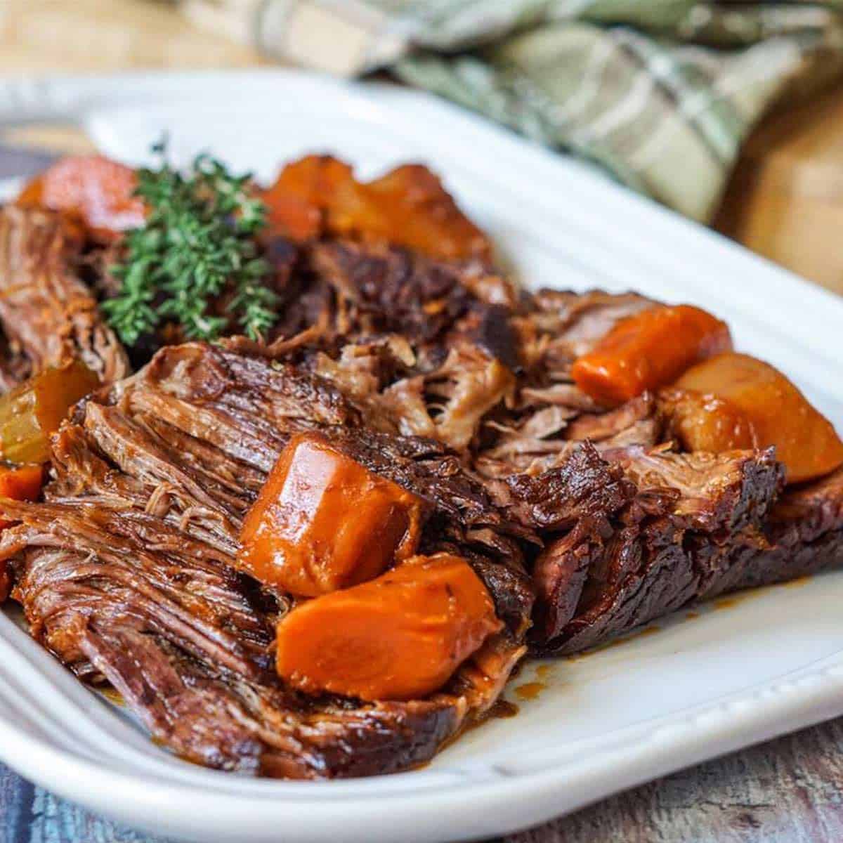 Beef Chuck Riblet Recipe / Herb-Crusted Chuck Roast Recipe ...