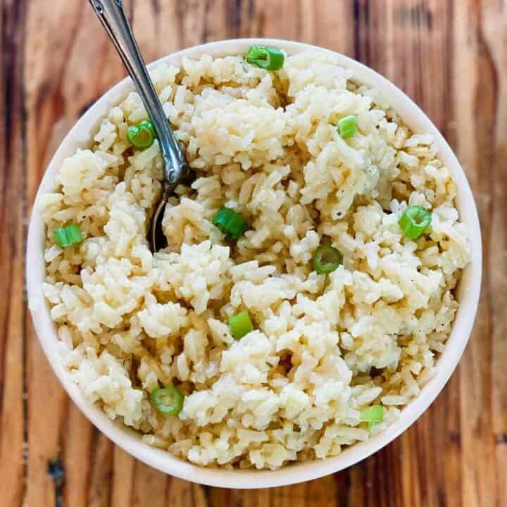 Instant pot white rice in a white bowl