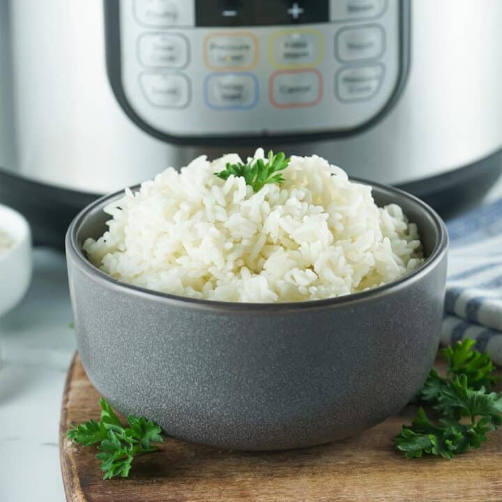 instant pot white rice in a pot