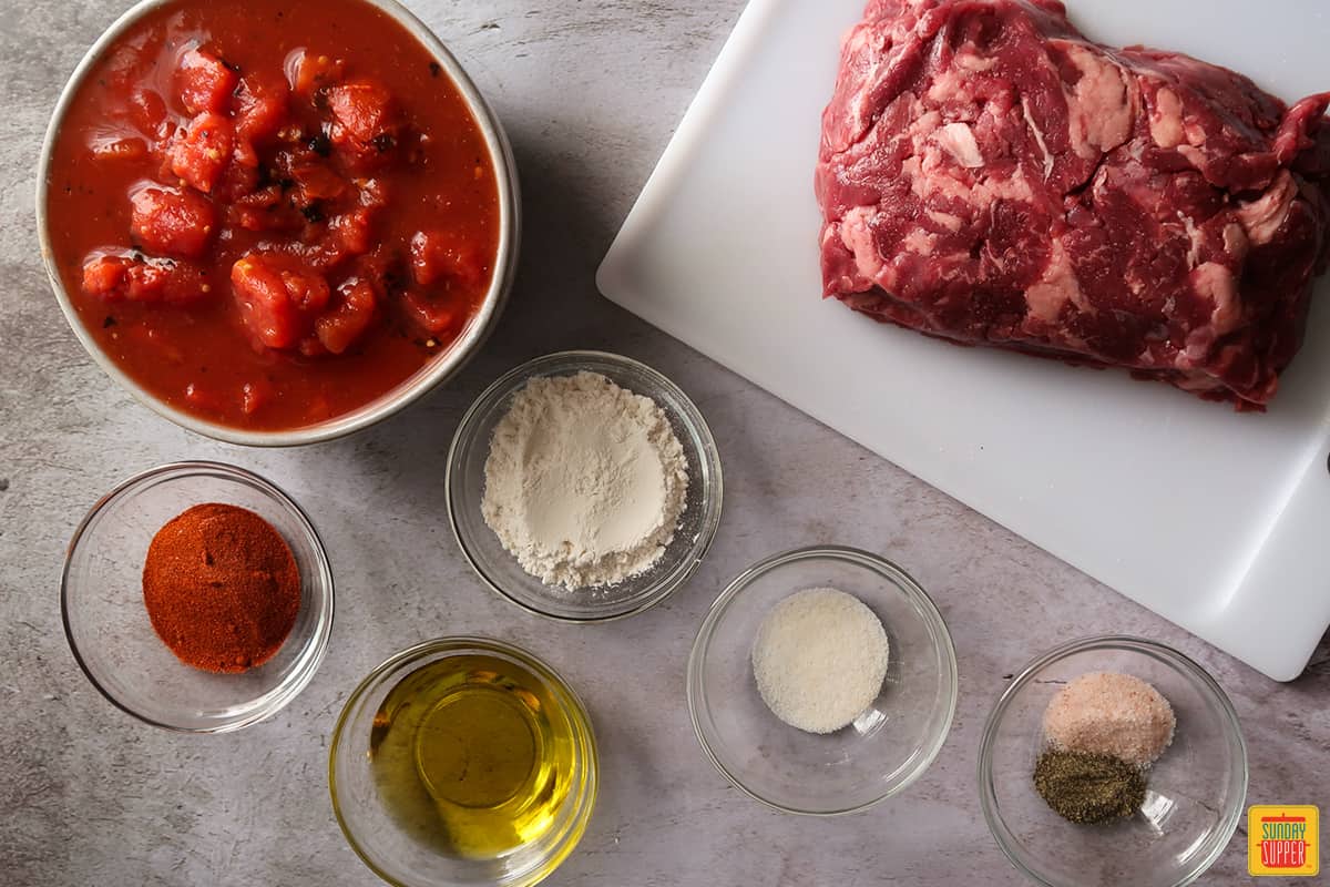 Ingredients to make carne picada