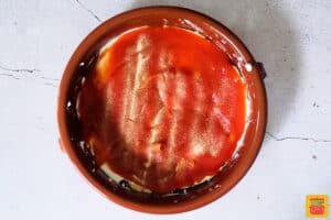 garlic powder over top tomato sauce for pizza dip recipe