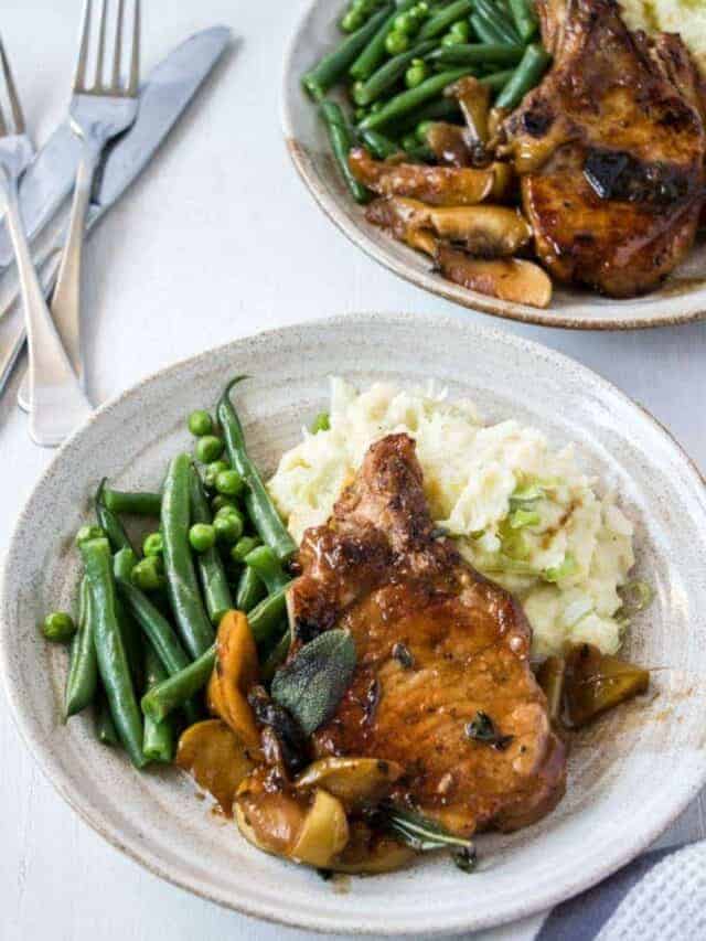 Easy Baked Pork Chops with Apples - Sunday Supper Movement