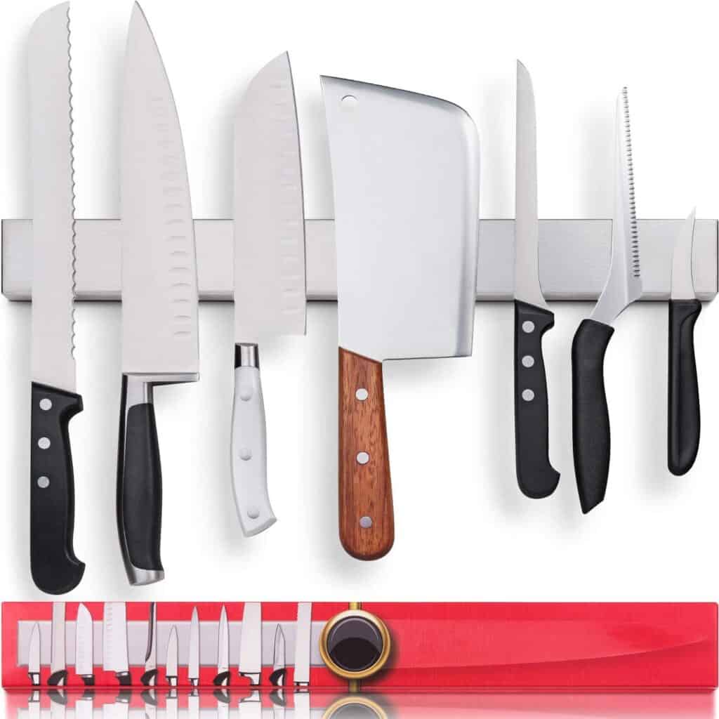 magnetic knife holder with knives