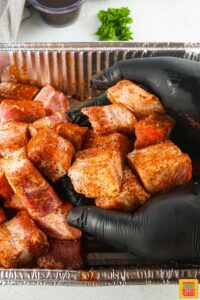 mixing pork belly with seasoning