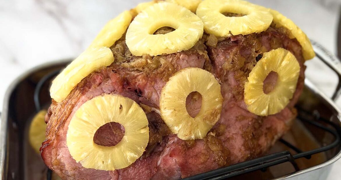 ham with pineapple rings on roasting rack