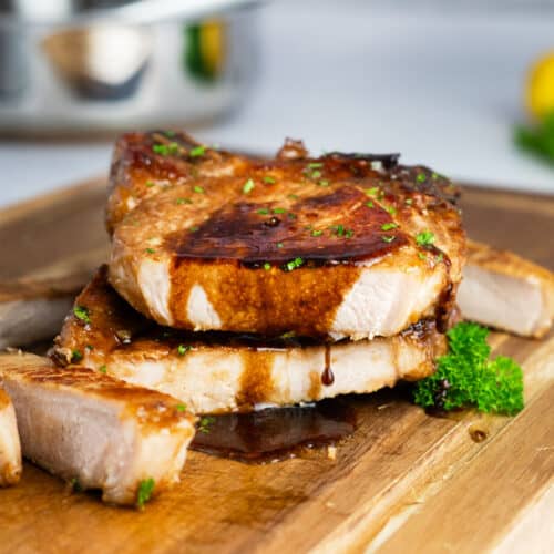 Smothered Pork Chops - Sunday Supper Movement