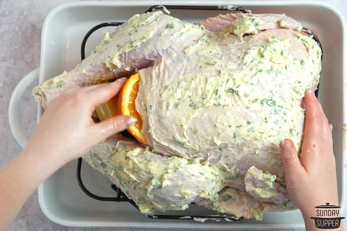 stuffing the turkey with citrus