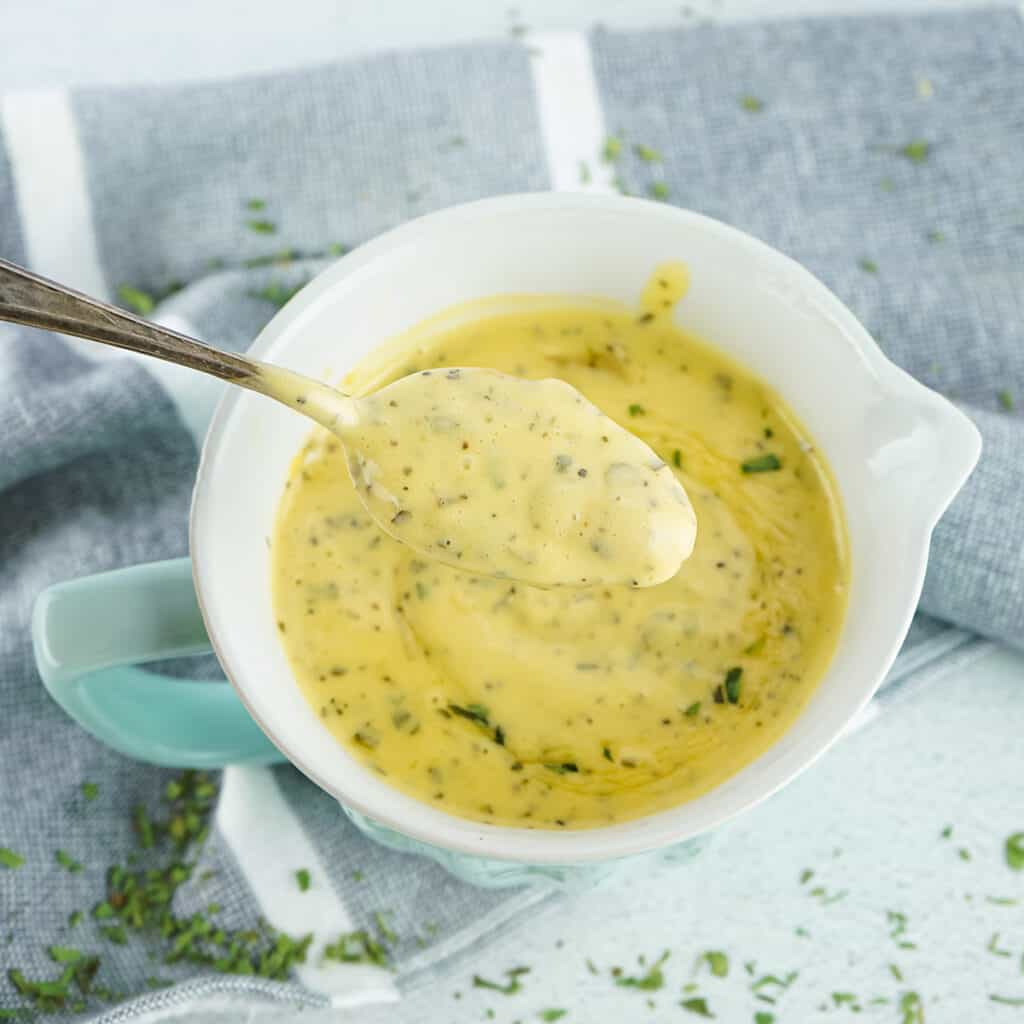 Easy Béarnaise Sauce - Sunday Supper Movement