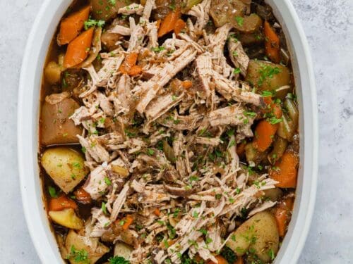 https://sundaysuppermovement.com/wp-content/uploads/2023/12/Slow-Cooker-Pork-Roast-with-Potatoes-and-Carrots-featured-500x375.jpg