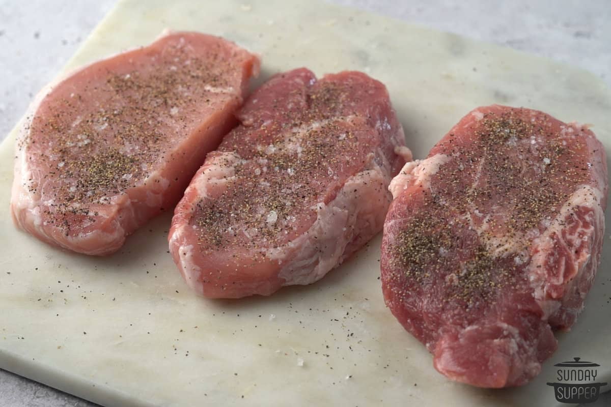 seasoning pork chops with salt and pepper