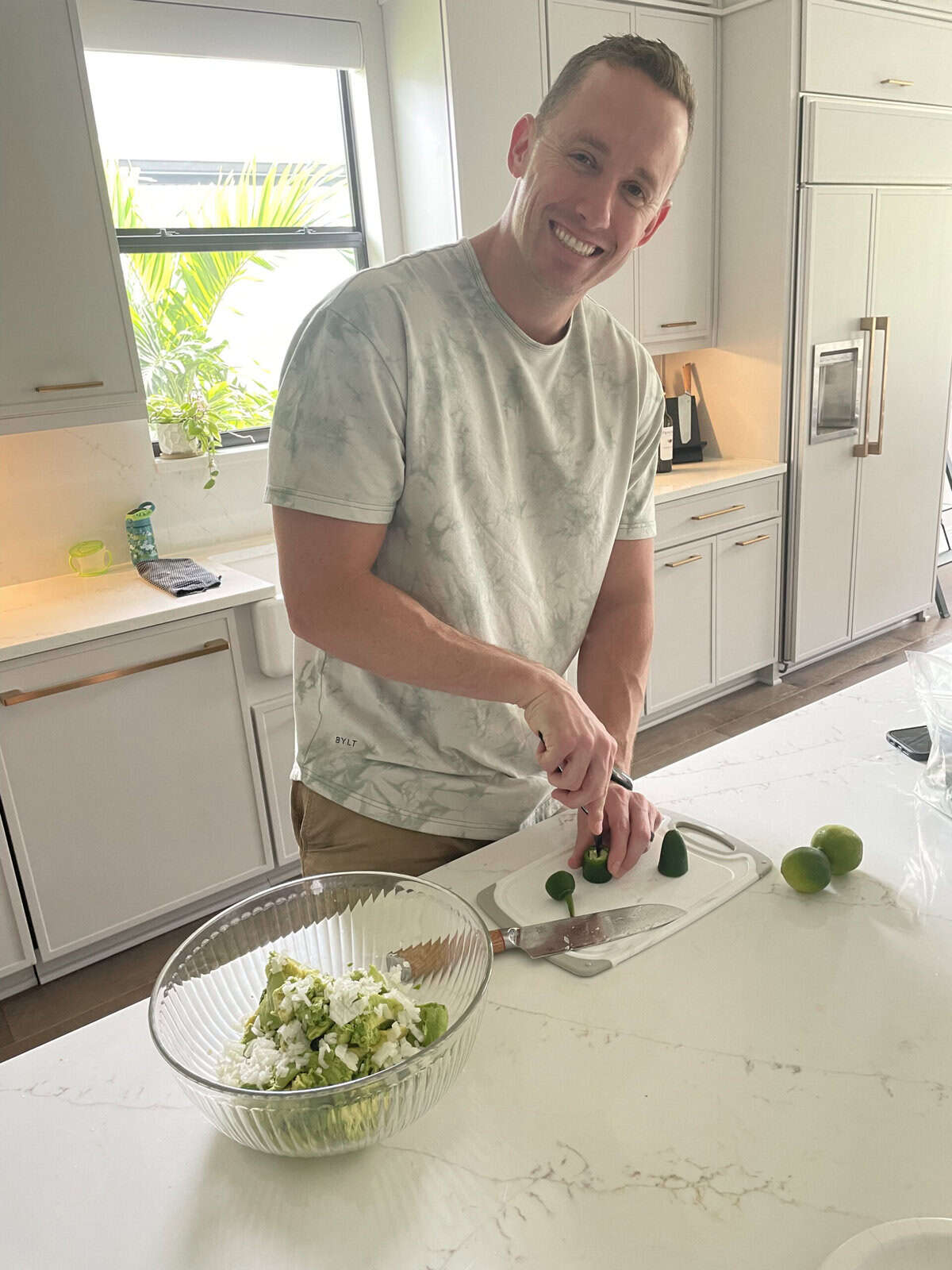 shamus making guacamole