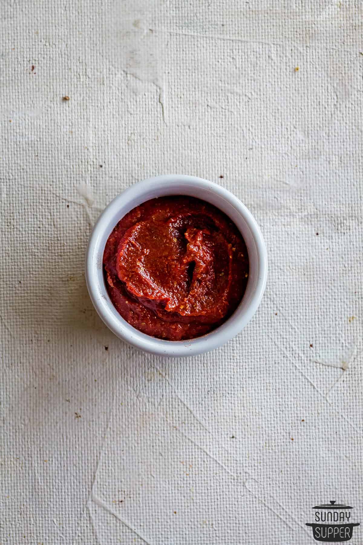 meatloaf glaze in a bowl