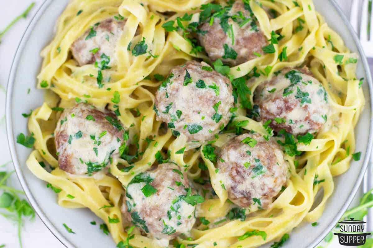 meatballs in sauce with noodles