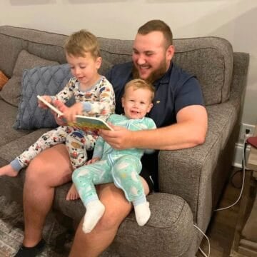 reis with the grand kids